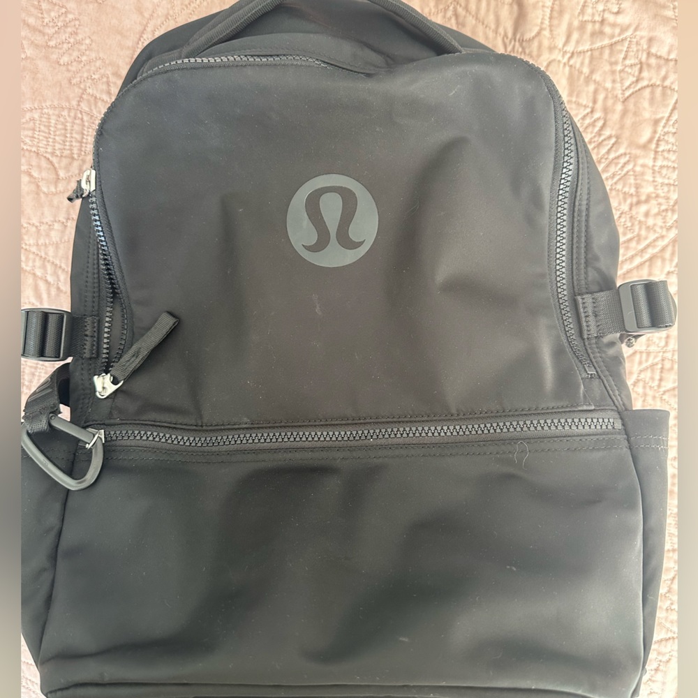 lululemon New Crew Backpack 22L - BLACK